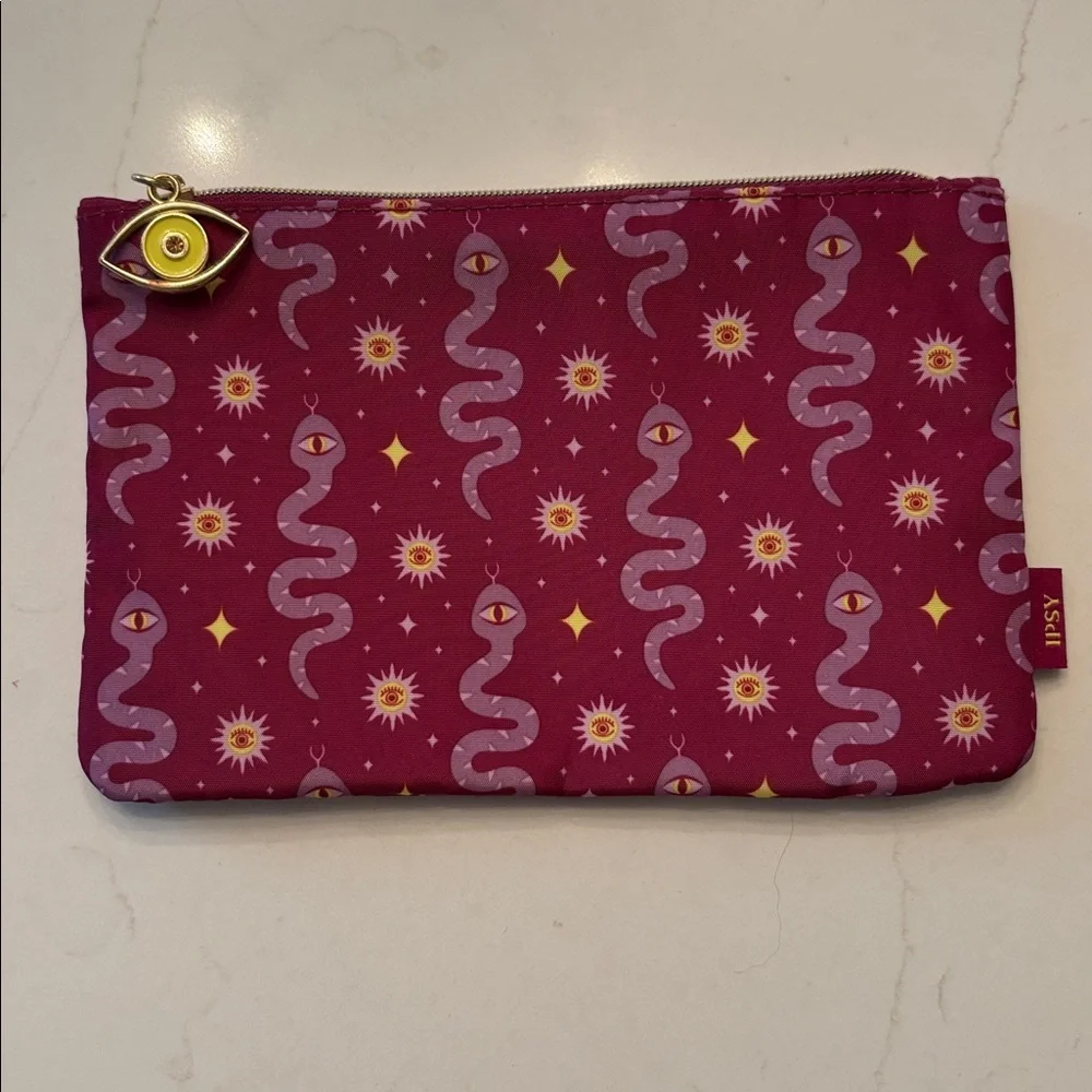 IPSY Purple Eye & Snake Pattern Zip Pouch. EUC.